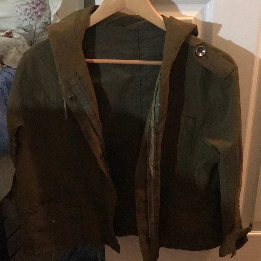 Hooded brandy Melville jacket